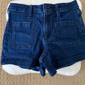 Universal Thread Shorts